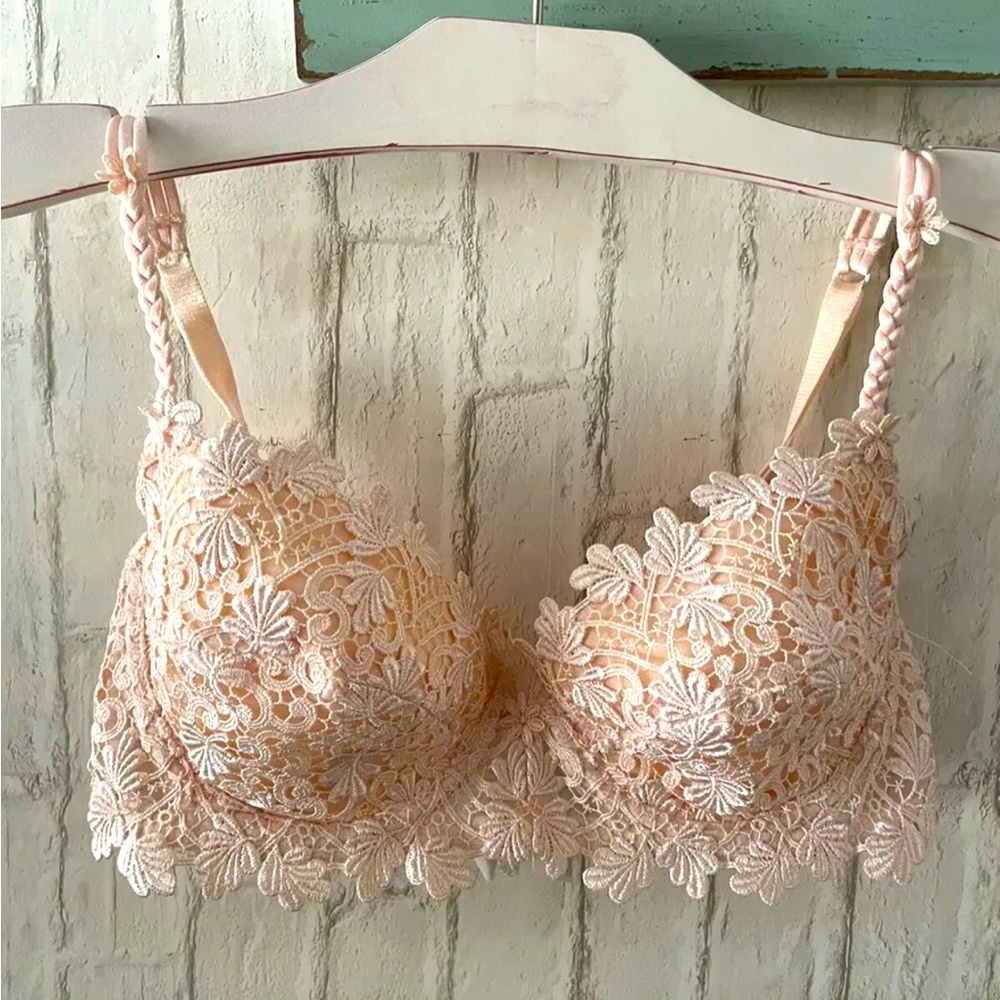 RARE 34C Jous-Rnteudus Crochet Lace Lightly Padded Demi Bra NEW!